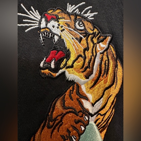 FILA x Bandier Black Cropped Hoodie with Tiger Design - Picture 6 of 8